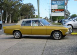 HQ Statesman DeVille driving into Bay Chipper Car Meet