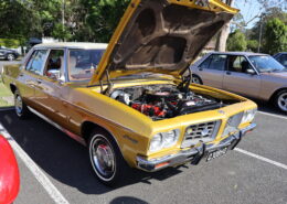 HQ Statesman DeVille front/side view at Happy Days Car Meet