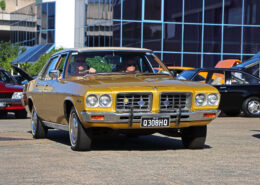 1974 HQ Statesman DeVille driving out of Joe's Diner All Holden Breakfast