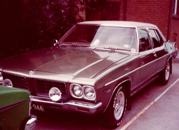 HQ Statesman parked at Herbert St Dandenong HQ Statesman parked at Herbert St Dandenong